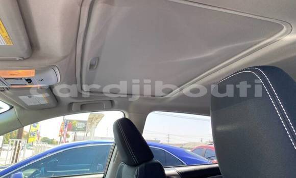 Acheter Import Voiture Toyota RAV4 Beige à 'Ali Sabieh, Ali Sabieh Region Acheter Import Voiture Toyota RAV4 Beige à 'Ali Sabieh, Ali Sabieh Region