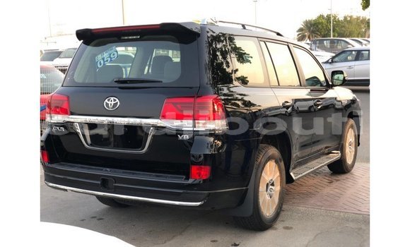 Buy Import Toyota Land Cruiser Black Car in Import - Dubai in Ali Sabieh Region Buy Import Toyota Land Cruiser Black Car in Import - Dubai in Ali Sabieh Region