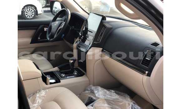 Buy Import Toyota Land Cruiser Black Car in Import - Dubai in Ali Sabieh Region Buy Import Toyota Land Cruiser Black Car in Import - Dubai in Ali Sabieh Region