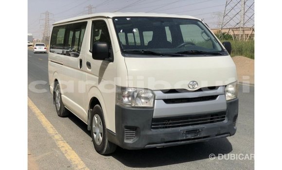 Buy Import Toyota Hiace White Car in Import - Dubai in Ali Sabieh Region Buy Import Toyota Hiace White Car in Import - Dubai in Ali Sabieh Region