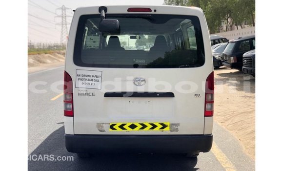 Buy Import Toyota Hiace White Car in Import - Dubai in Ali Sabieh Region Buy Import Toyota Hiace White Car in Import - Dubai in Ali Sabieh Region
