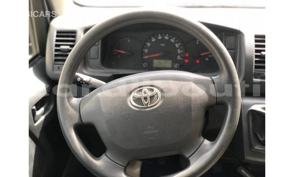 Buy Import Toyota Hiace White Car in Import - Dubai in Ali Sabieh Region Buy Import Toyota Hiace White Car in Import - Dubai in Ali Sabieh Region