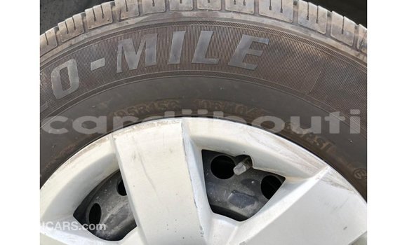 Buy Import Toyota Hiace White Car in Import - Dubai in Ali Sabieh Region Buy Import Toyota Hiace White Car in Import - Dubai in Ali Sabieh Region