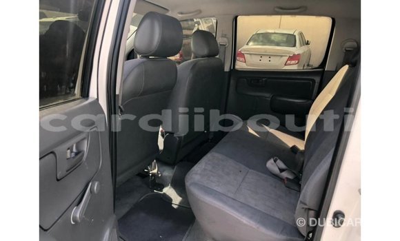Buy Import Toyota Hilux White Car in Import - Dubai in Ali Sabieh Region Buy Import Toyota Hilux White Car in Import - Dubai in Ali Sabieh Region