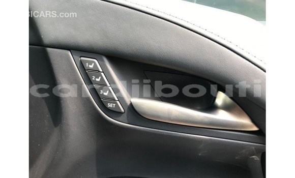 Acheter Import Voiture Lexus LX Autre à Import - Dubai, Ali Sabieh Region Acheter Import Voiture Lexus LX Autre à Import - Dubai, Ali Sabieh Region