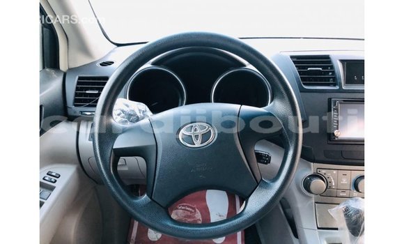 Buy Import Toyota Highlander Other Car in Import - Dubai in Ali Sabieh Region Buy Import Toyota Highlander Other Car in Import - Dubai in Ali Sabieh Region