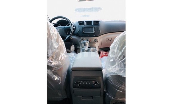 Buy Import Toyota Highlander Other Car in Import - Dubai in Ali Sabieh Region Buy Import Toyota Highlander Other Car in Import - Dubai in Ali Sabieh Region