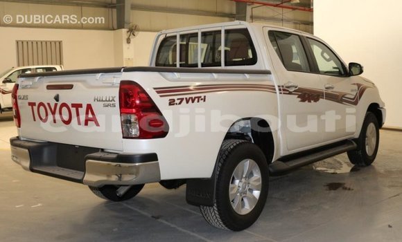 Acheter Import Voiture Toyota Hilux Blanc à Import - Dubai, Ali Sabieh Region Acheter Import Voiture Toyota Hilux Blanc à Import - Dubai, Ali Sabieh Region