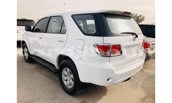 Buy Import Toyota Fortuner White Car in Import - Dubai in Ali Sabieh Region Buy Import Toyota Fortuner White Car in Import - Dubai in Ali Sabieh Region