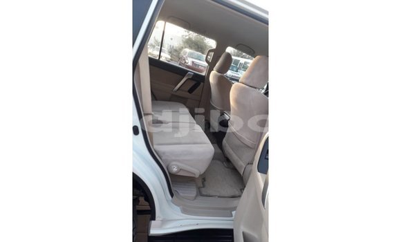 Buy Import Toyota Prado White Car in Import - Dubai in Ali Sabieh Region Buy Import Toyota Prado White Car in Import - Dubai in Ali Sabieh Region
