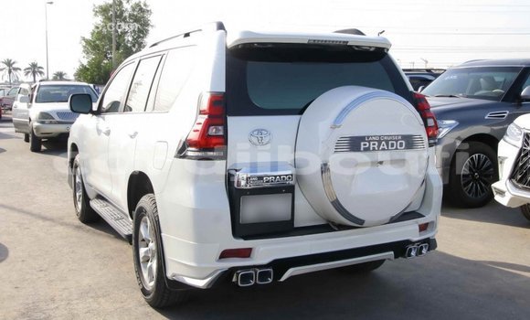 Buy Import Toyota Prado White Car in Import - Dubai in Ali Sabieh Region Buy Import Toyota Prado White Car in Import - Dubai in Ali Sabieh Region