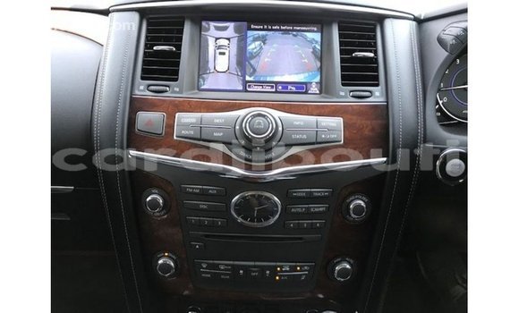 Acheter Import Voiture Infiniti Q Blanc à Import - Dubai, Ali Sabieh Region Acheter Import Voiture Infiniti Q Blanc à Import - Dubai, Ali Sabieh Region