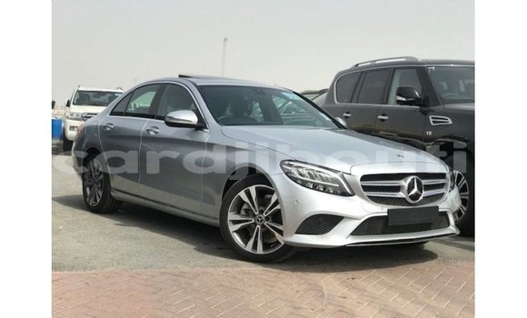 Acheter Import Voiture Mercedes-Benz 200 Autre à Import - Dubai, Ali Sabieh Region