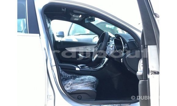 Acheter Import Voiture Mercedes-Benz 200 Autre à Import - Dubai, Ali Sabieh Region Acheter Import Voiture Mercedes-Benz 200 Autre à Import - Dubai, Ali Sabieh Region