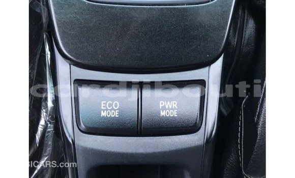 Acheter Import Voiture Toyota Fortuner Blanc à Import - Dubai, Ali Sabieh Region Acheter Import Voiture Toyota Fortuner Blanc à Import - Dubai, Ali Sabieh Region