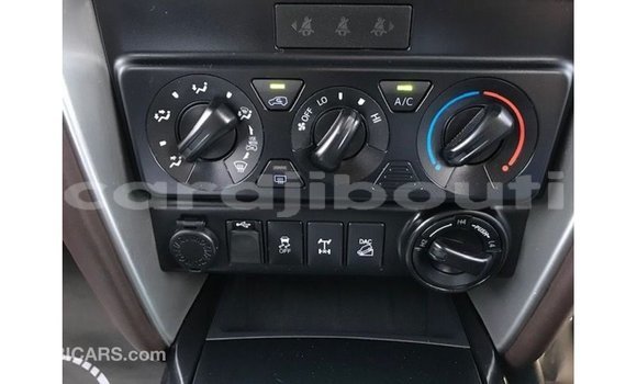 Acheter Import Voiture Toyota Fortuner Blanc à Import - Dubai, Ali Sabieh Region Acheter Import Voiture Toyota Fortuner Blanc à Import - Dubai, Ali Sabieh Region