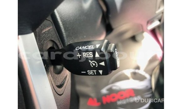 Acheter Import Voiture Toyota Fortuner Blanc à Import - Dubai, Ali Sabieh Region Acheter Import Voiture Toyota Fortuner Blanc à Import - Dubai, Ali Sabieh Region