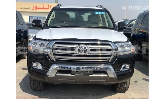 Acheter Import Voiture Toyota Land Cruiser Noir à Import - Dubai, Ali Sabieh Region Acheter Import Voiture Toyota Land Cruiser Noir à Import - Dubai, Ali Sabieh Region