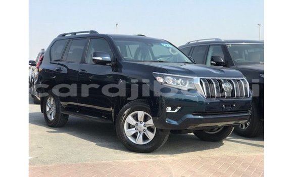 Acheter Import Voiture Toyota Prado Bleu à Import - Dubai, Ali Sabieh Region