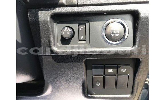 Acheter Import Voiture Toyota Prado Bleu à Import - Dubai, Ali Sabieh Region Acheter Import Voiture Toyota Prado Bleu à Import - Dubai, Ali Sabieh Region