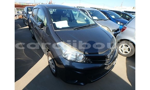 Medium with watermark toyota vitz ali sabieh region import dubai 4011