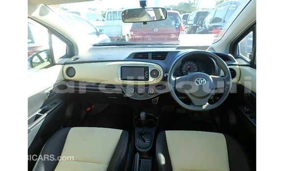 Buy Import Toyota Vitz Other Car in Import - Dubai in Ali Sabieh Region Buy Import Toyota Vitz Other Car in Import - Dubai in Ali Sabieh Region