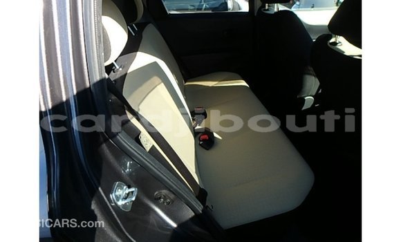 Buy Import Toyota Vitz Other Car in Import - Dubai in Ali Sabieh Region Buy Import Toyota Vitz Other Car in Import - Dubai in Ali Sabieh Region