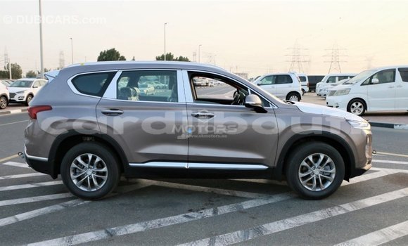 Buy Import Hyundai Santa Fe Brown Car in Import - Dubai in Ali Sabieh Region Buy Import Hyundai Santa Fe Brown Car in Import - Dubai in Ali Sabieh Region