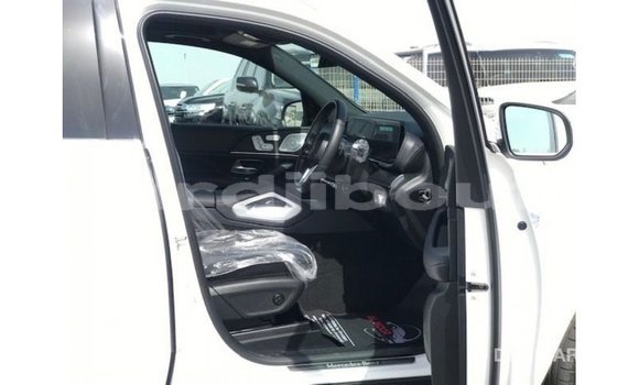 Acheter Import Voiture Mercedes-Benz GLE Blanc à Import - Dubai, Ali Sabieh Region Acheter Import Voiture Mercedes-Benz GLE Blanc à Import - Dubai, Ali Sabieh Region