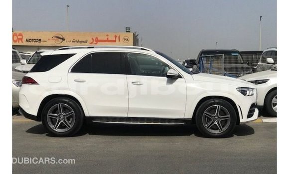 Acheter Import Voiture Mercedes-Benz GLE Blanc à Import - Dubai, Ali Sabieh Region Acheter Import Voiture Mercedes-Benz GLE Blanc à Import - Dubai, Ali Sabieh Region