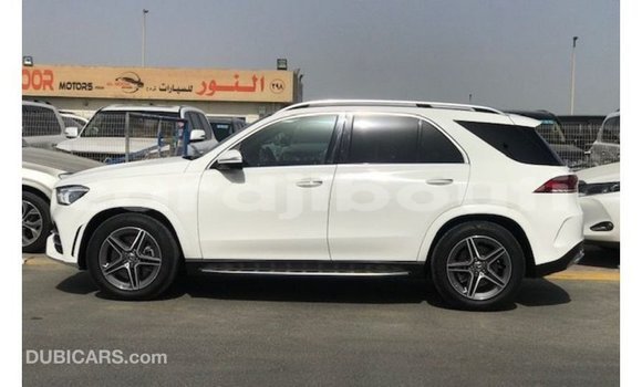Acheter Import Voiture Mercedes-Benz GLE Blanc à Import - Dubai, Ali Sabieh Region Acheter Import Voiture Mercedes-Benz GLE Blanc à Import - Dubai, Ali Sabieh Region