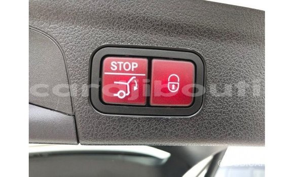 Acheter Import Voiture Mercedes-Benz GLE Blanc à Import - Dubai, Ali Sabieh Region Acheter Import Voiture Mercedes-Benz GLE Blanc à Import - Dubai, Ali Sabieh Region