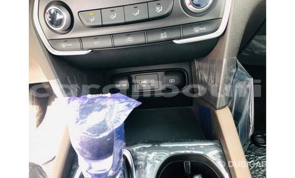 Buy Import Hyundai Santa Fe Green Car in Import - Dubai in Ali Sabieh Region Buy Import Hyundai Santa Fe Green Car in Import - Dubai in Ali Sabieh Region