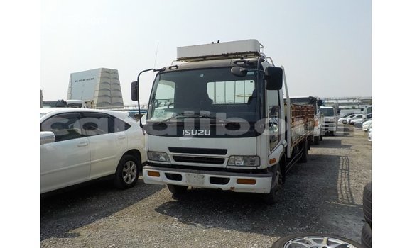 Buy Import Isuzu Rodeo White Car in Import - Dubai in Ali Sabieh Region Buy Import Isuzu Rodeo White Car in Import - Dubai in Ali Sabieh Region