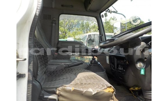 Buy Import Isuzu Rodeo White Car in Import - Dubai in Ali Sabieh Region Buy Import Isuzu Rodeo White Car in Import - Dubai in Ali Sabieh Region