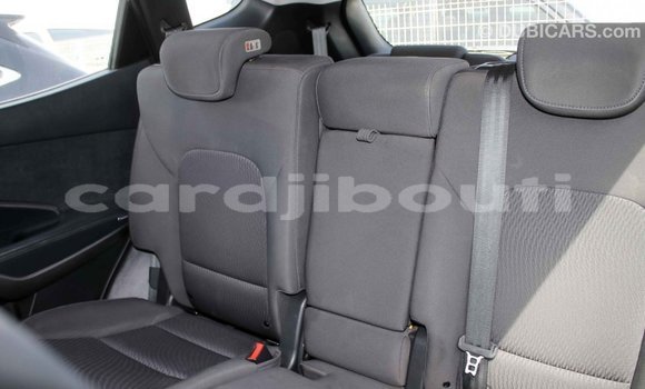 Buy Import Hyundai Santa Fe Black Car in Import - Dubai in Ali Sabieh Region Buy Import Hyundai Santa Fe Black Car in Import - Dubai in Ali Sabieh Region