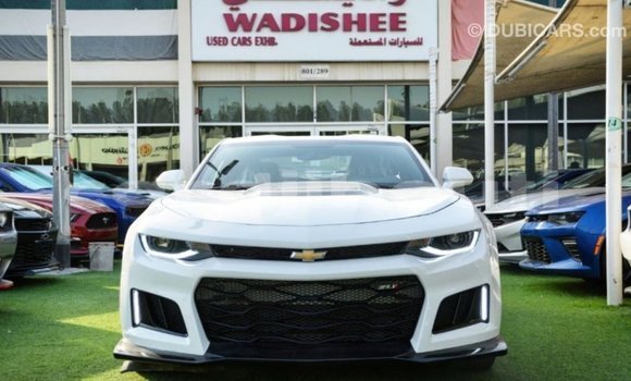 Acheter Import Voiture Chevrolet Camaro Blanc à Import - Dubai, Ali Sabieh Region Acheter Import Voiture Chevrolet Camaro Blanc à Import - Dubai, Ali Sabieh Region