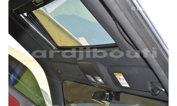 Acheter Import Voiture Dodge Challenger Noir à Import - Dubai, Ali Sabieh Region Acheter Import Voiture Dodge Challenger Noir à Import - Dubai, Ali Sabieh Region