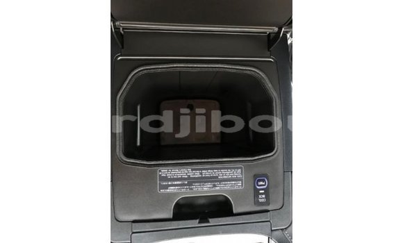 Acheter Import Voiture Lexus LX Autre à Import - Dubai, Ali Sabieh Region Acheter Import Voiture Lexus LX Autre à Import - Dubai, Ali Sabieh Region