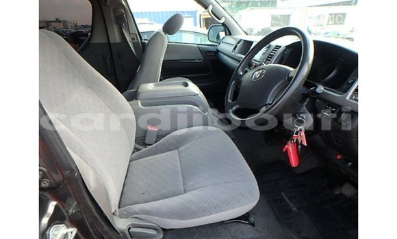 Buy Import Toyota Hiace Other Car in Import - Dubai in Ali Sabieh Region Buy Import Toyota Hiace Other Car in Import - Dubai in Ali Sabieh Region