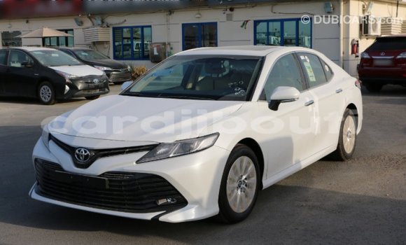 Buy Import Toyota Camry White Car in Import - Dubai in Ali Sabieh Region Buy Import Toyota Camry White Car in Import - Dubai in Ali Sabieh Region