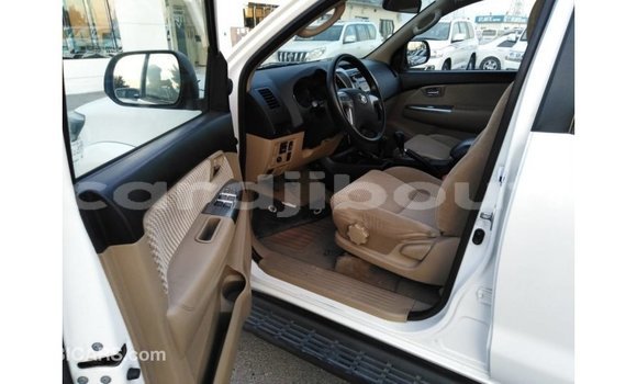 Buy Import Toyota Fortuner White Car in Import - Dubai in Ali Sabieh Region Buy Import Toyota Fortuner White Car in Import - Dubai in Ali Sabieh Region
