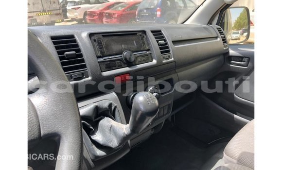 Buy Import Toyota Hiace White Car in Import - Dubai in Ali Sabieh Region Buy Import Toyota Hiace White Car in Import - Dubai in Ali Sabieh Region