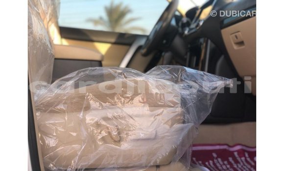 Buy Import Toyota Prado White Car in Import - Dubai in Ali Sabieh Region Buy Import Toyota Prado White Car in Import - Dubai in Ali Sabieh Region
