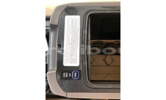 Buy Import Toyota Prado White Car in Import - Dubai in Ali Sabieh Region Buy Import Toyota Prado White Car in Import - Dubai in Ali Sabieh Region