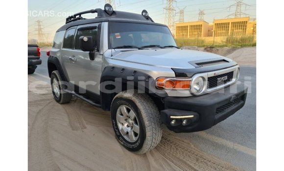 Buy Import Toyota FJ Cruiser Other Car in Import - Dubai in Ali Sabieh Region Buy Import Toyota FJ Cruiser Other Car in Import - Dubai in Ali Sabieh Region