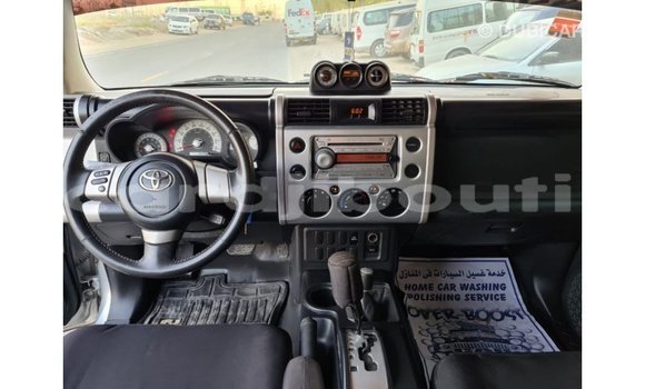 Buy Import Toyota FJ Cruiser Other Car in Import - Dubai in Ali Sabieh Region Buy Import Toyota FJ Cruiser Other Car in Import - Dubai in Ali Sabieh Region