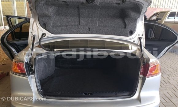 Acheter Import Voiture Mitsubishi Lancer Autre à Import - Dubai, Ali Sabieh Region Acheter Import Voiture Mitsubishi Lancer Autre à Import - Dubai, Ali Sabieh Region