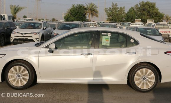 Buy Import Toyota Camry White Car in Import - Dubai in Ali Sabieh Region Buy Import Toyota Camry White Car in Import - Dubai in Ali Sabieh Region