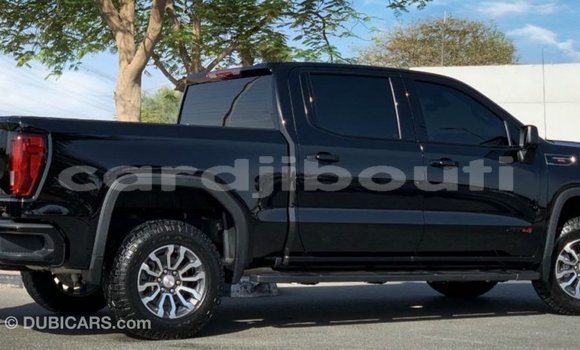 Acheter Import Voiture GMC Sierra Noir à Import - Dubai, Ali Sabieh Region Acheter Import Voiture GMC Sierra Noir à Import - Dubai, Ali Sabieh Region